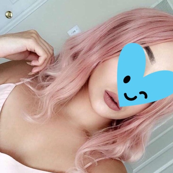 ?ILLIANA  14” PINK OMBRÉ BANG Wig *NWT*?